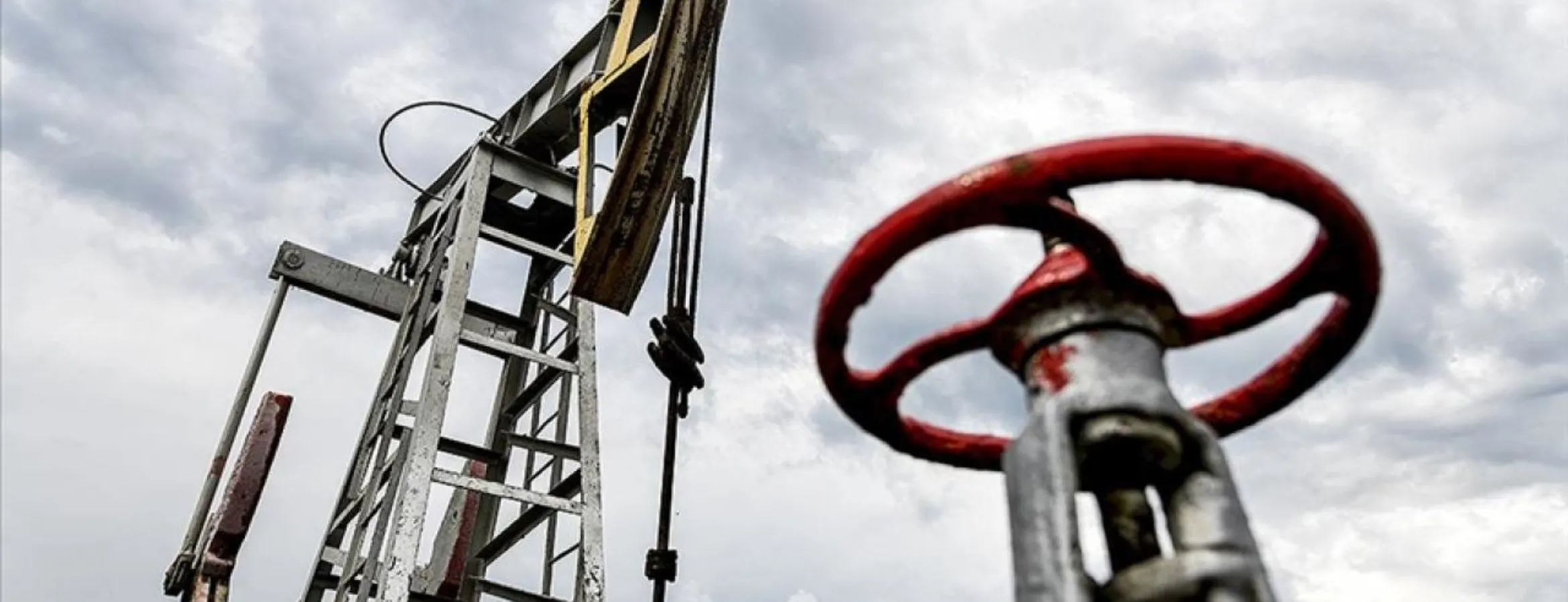 ABD, Orta Doğu’daki arz kayıpları nedeniyle petrol fiyatı tahminlerini artırdı