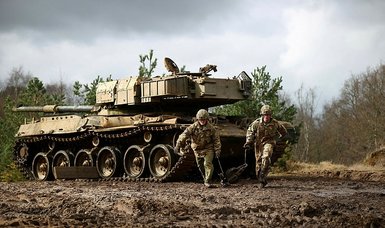 British Challenger tanks will be in Ukraine by end of March - minister