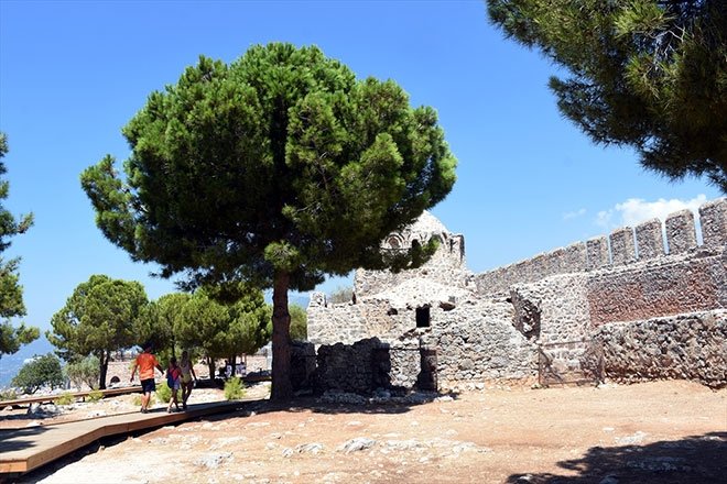Kadim tarihiyle Alanya Kalesi