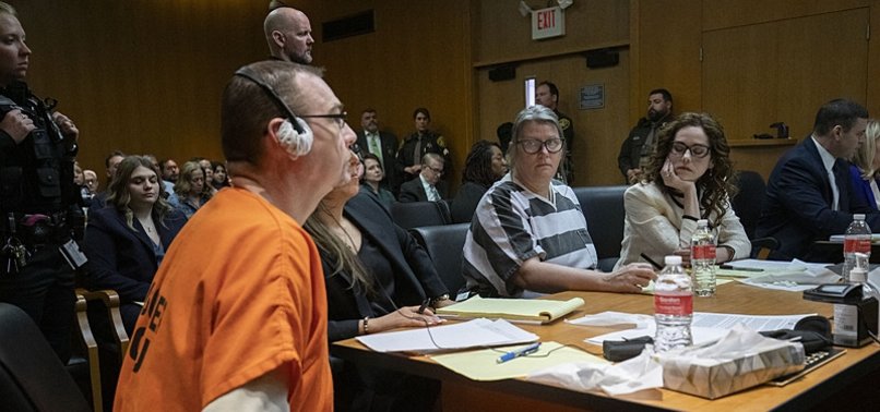 PARENTS OF MICHIGAN SCHOOL SHOOTER SENTENCED TO 10 - 15 YEARS IN PRISON