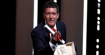 Antonio Banderas wins best actor at the Cannes film festival
