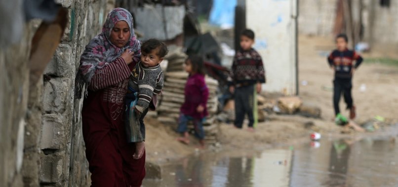 THOUSANDS OF DISPLACED GAZANS LACK FOOD, WATER IN KHAN YOUNIS, HEALTH MINISTRY WARNS