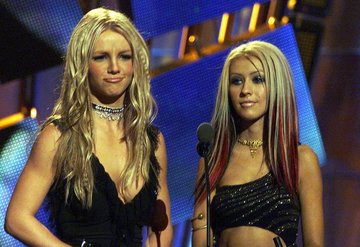 Christina Aguilera Britney Spearsın Özgürlüğünü Savundu