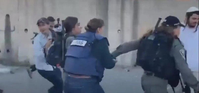 AL JAZEERA CORRESPONDENT ARRESTED BY ISRAELI POLICE DURING SHEIKH JARRAH PROTEST