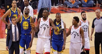 Playing for Durant, Warriors face emotional must-win test