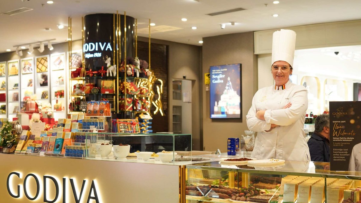 Godiva Çikolata Şefi Ilse Wilmots İstanbul'da Sıra Dışı Lezzetlere İmza Attı