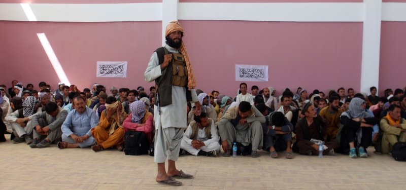 Taliban approach Kabul's outskirts as US ramps up Afghan evacuations