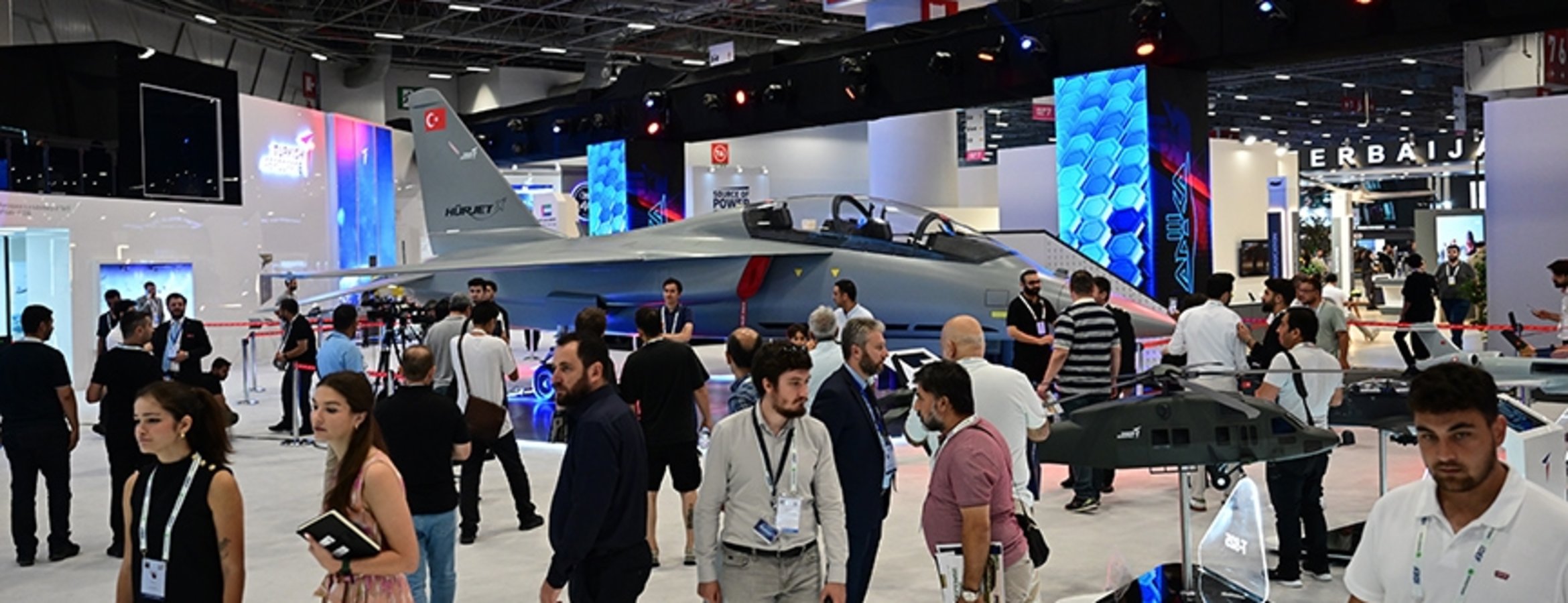 IDEF 2025’te sergilenen hava ve kara savunma sistemleri vatandaşların ilgi odağı oldu