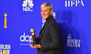 Ellen receives lengthy standing ovation in final episode preview