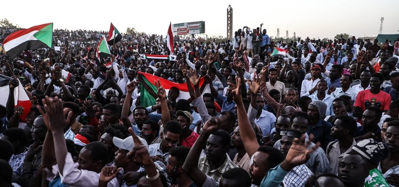 SUDAN TENSIONS ESCALATE AFTER TALKS WITH MILITARY BREAK DOWN