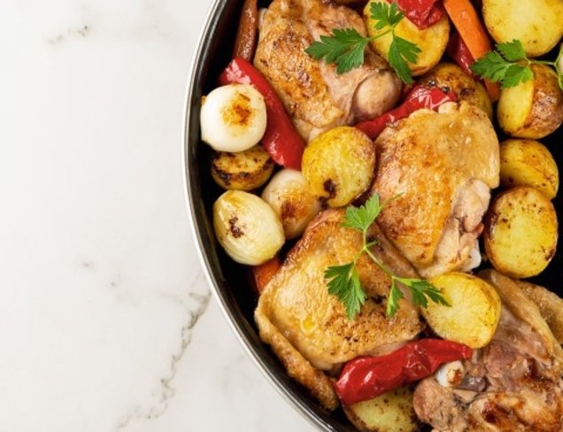 Bol Sebzeli Pratik Tavuk Yemeği