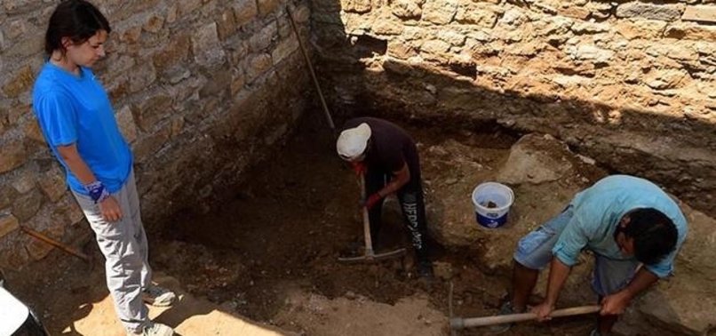 2,700 YEAR-OLD HEALING WATER DISCOVERED IN PARION ANCIENT CITY IN TURKEYS ÇANAKKALE