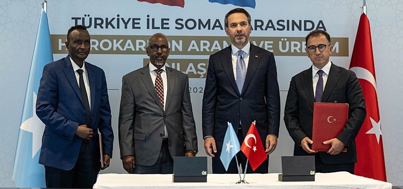 Türkiye will explore for natural gas and oil in waters of Somalia, energy minister says
