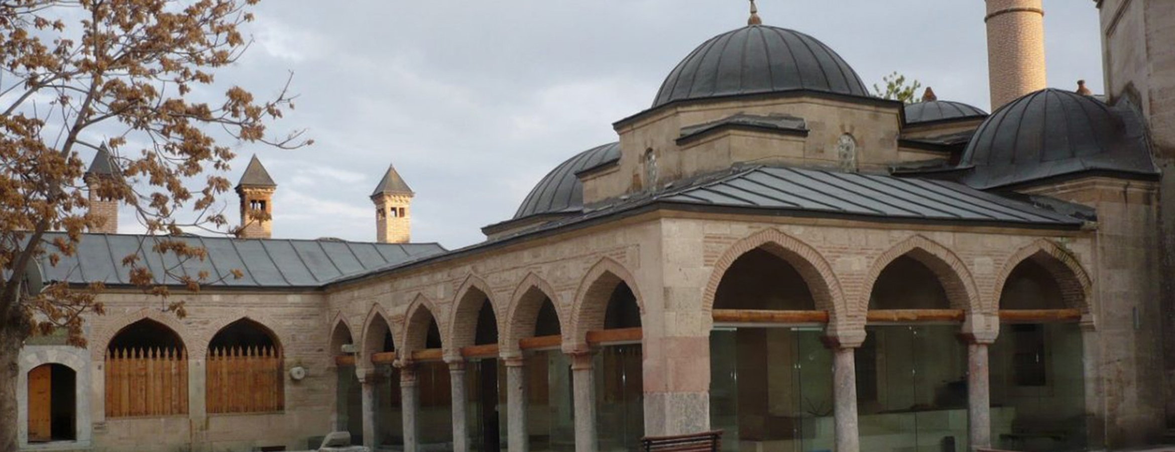 Osmanlı Başmimarı Acem Ali’nin inşa ettiği 500 yıllık külliye tarihin izlerini taşıyor