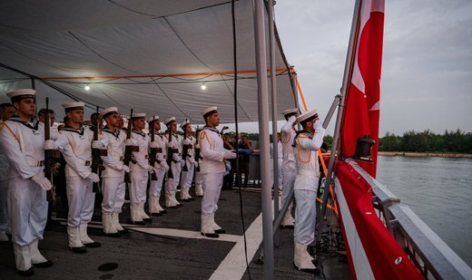 Turkish Navy’s TCG Kinaliada conducts training with Malaysian forces