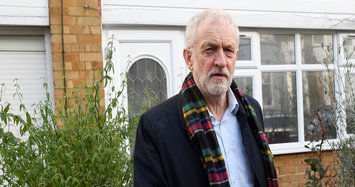 Corbyn apologizes to Labour supporters for election debacle