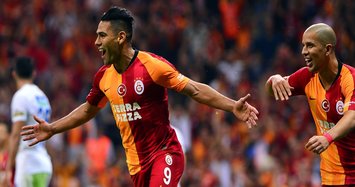 Galatasaray edge past Kasımpaşa as Falcao scores on his debut