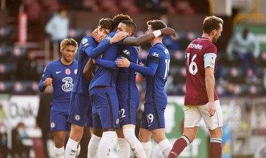 Hakim Ziyech shines as Chelsea enjoy 3-0 win at Burnley