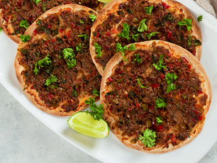 Köz Patlıcanlı Pratik Lahmacun