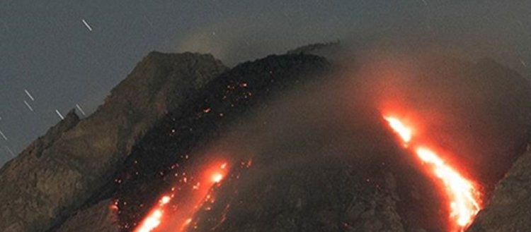 Sakurajima Yanardağı patladı