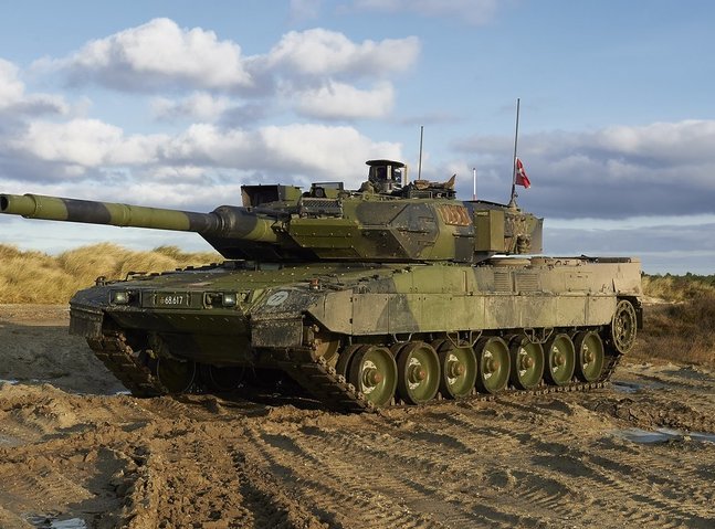Norway to send Leopard tanks to Ukraine 'as soon as possible'