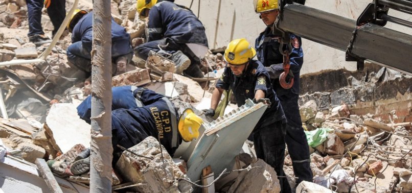 DEATHS IN BUILDING COLLAPSE IN EGYPT RISE TO 10