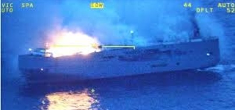 CRUISE SHIP CARRYING OVER 3,000 PEOPLE CATCHES FIRE IN SOUTH KOREA