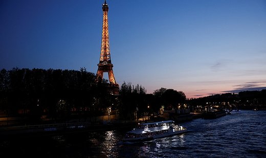 Paris mayor is confident that water quality will allow Olympic swimming in the Seine