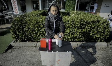 12-year-old Bosnian boy sells tea in Sarajevo to help earthquake victims