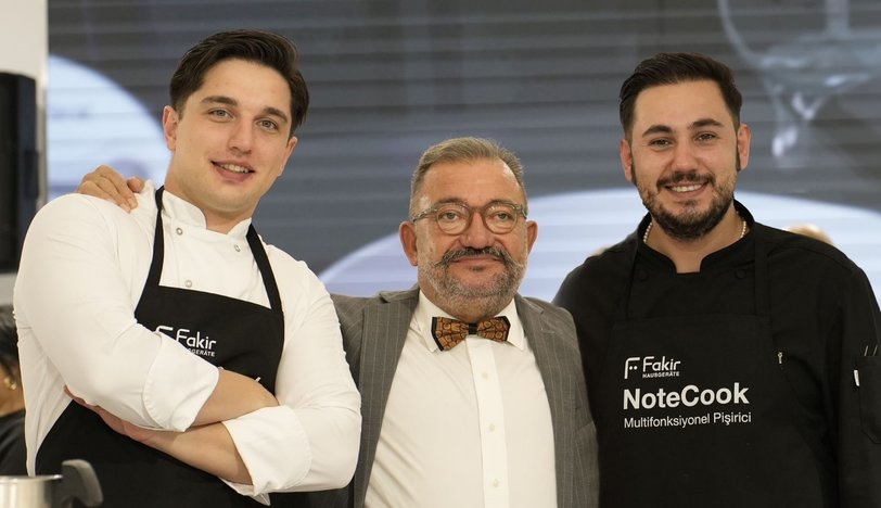 Mutfağın Yeni Sanal Şefi Masterchef’lere Karşı