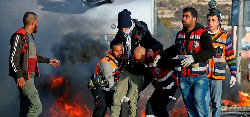 NUMEROUS PALESTINIAN PROTESTERS HURT IN CLASHES WITH ISRAEL ARMY