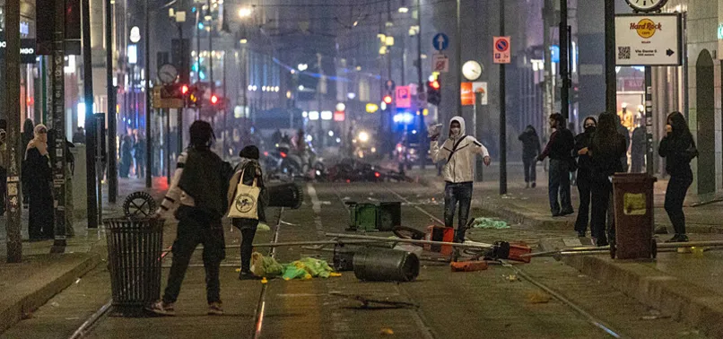 28 ARRESTED, 141 OFFICERS INJURED AS COST-OF-LIVING PROTESTS TURN VIOLENT IN ITALY