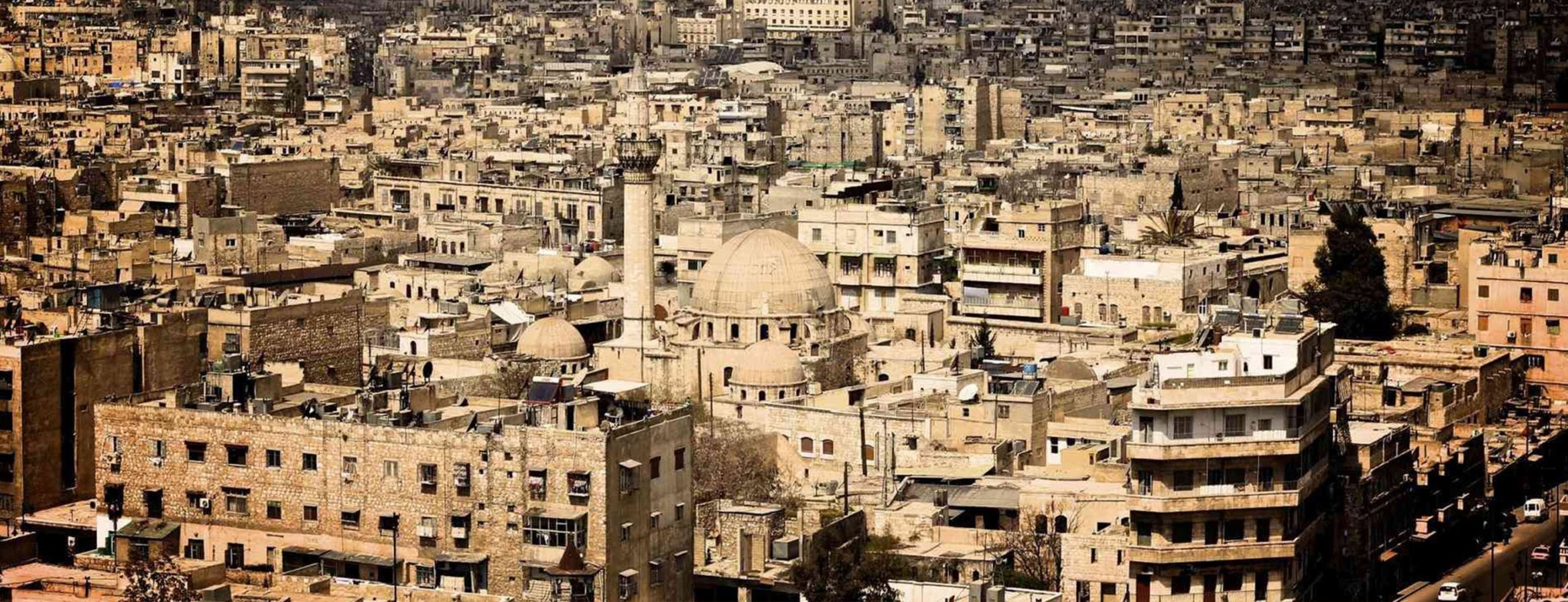 Halep’te Yeni Suriye’nin Bilim İnsanları sergisi düzenlendi