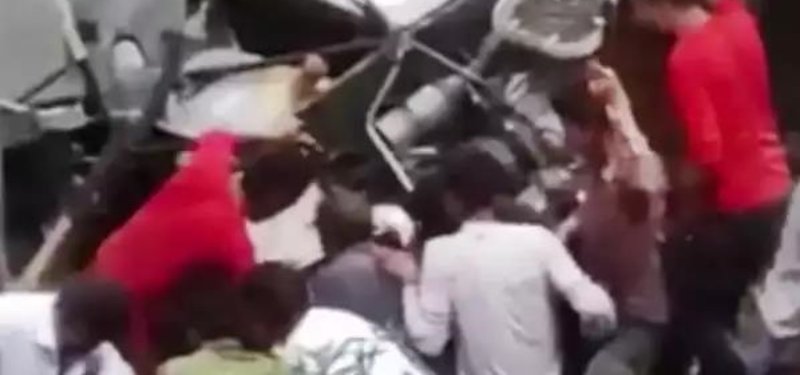 2 pilots dead as Indian army chopper crashes in Kashmir