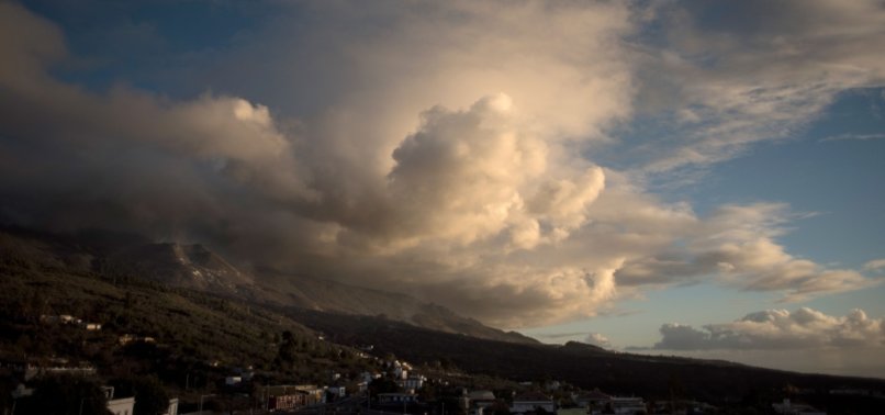 LA PALMA HOLDS ITS BREATH AS VOLCANO GOES QUIET AFTER THREE MONTHS