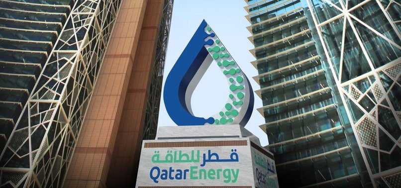 QATAR SIGNS WORLDS LONGEST GAS SUPPLY DEAL WITH CHINA