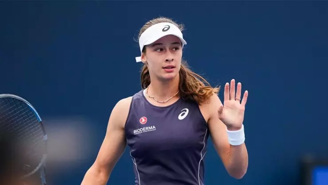 ZEYNEP SÖNMEZ’DEN ERKEN VEDA