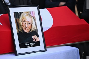 Alev Alatlı’ya son veda