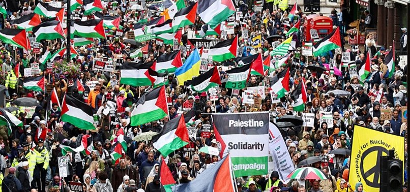 UK POLICE ARREST PRO-PALESTINIAN PROTESTERS DURING LONDON RALLY