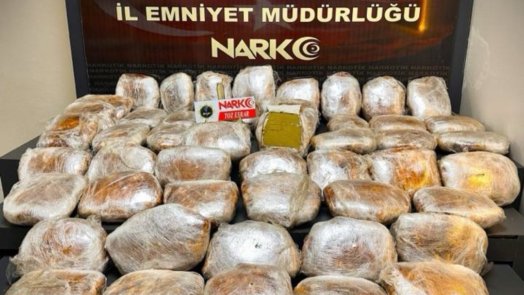 ZEHİR TACİRLERİNE OPERASYON