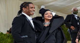 Rihanna ve ASAP Rockynin oğlu dünyaya gedi