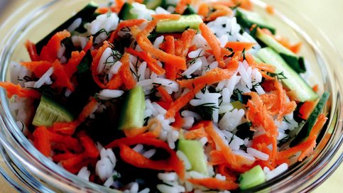 Pirinç Salatası