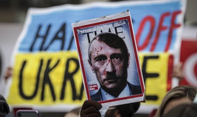 Russian aggression against Ukraine protested across Turkey