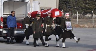 El Bab’ta 5 askerin cenazesi memleketlerine uğurlandı