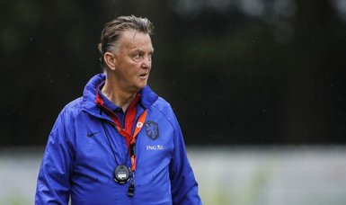 Dutch coach Van Gaal insists side will beat Belgium