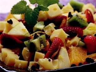 Kars Greavyerli Meyve Salatası