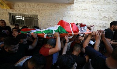4 civilians including 2-year-old martyred in Israeli airstrikes on Gaza Strip