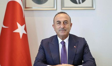Turkey’s FM Çavuşoğlu discusses bilateral and global issues with counterparts