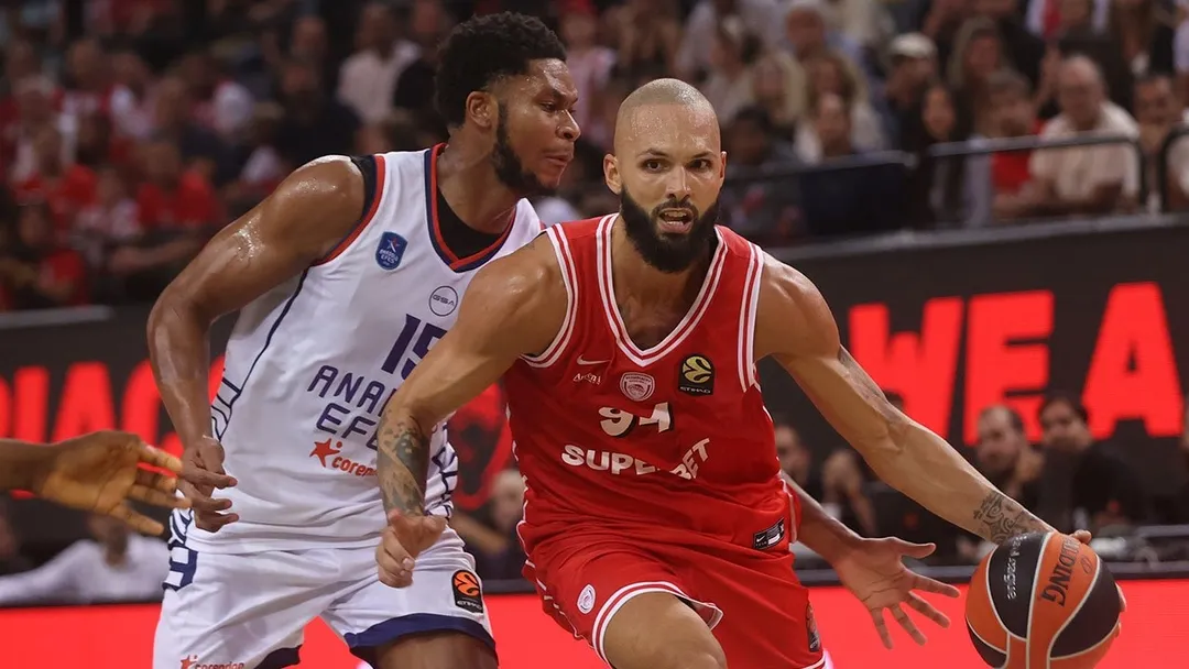 ANADOLU EFES, EUROLEAGUE’İN 4. HAFTASINDA KONUK OLDUĞU OLYMPIAKOS’A 89-66 MAĞLUP OLDU.