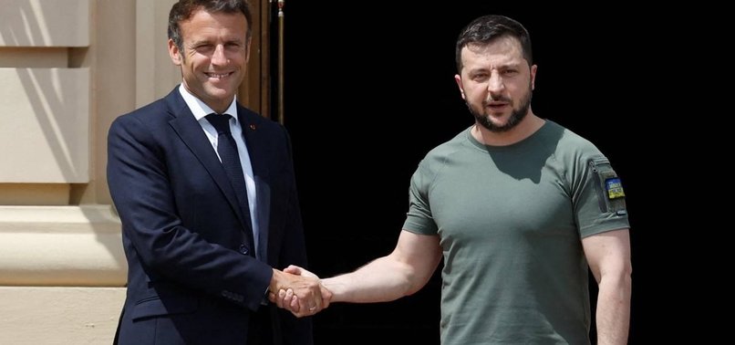 UKRAINIAN, FRENCH PRESIDENTS DISCUSS PEACE FORMULA, DEFENSE SUPPORT